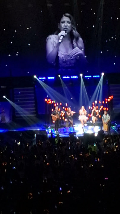 Flor Bertotti - Chaval Chulito/Y La Vida Movistar Arena Argentina
