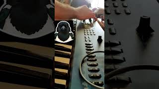 THEME SONG TO A STUDY OF COMPUTER MEDIATED OBJECT ORIENTED PROGRAMMING