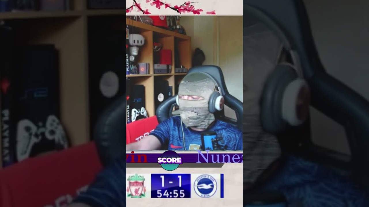 Jamie Carragher is a moron? 