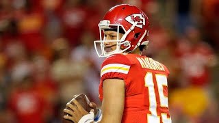 Patrick Mahomes Escapes Huge Sack Throws Touchdown Pass vs 49ers 9.23.18