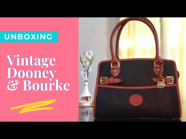 Sold at Auction: VINTAGE DOONEY & BOURKE ALL WEATHER LEATHER PURSE