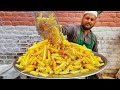 Asad Ullah chips Gul Haji palaza Peshawar || Potato crispy chips || Street Food Peshawar