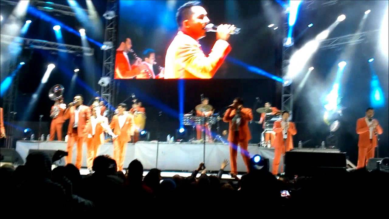 En Los Puritos Hueso En Los Puritos Huesos - YouTube