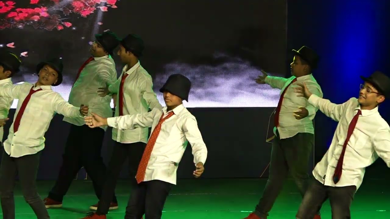 Kisi Ki Muskurahato Pe Dance by Std VI & VII Boys - St. Xavier's Jr./Sr. School