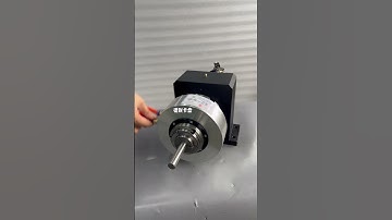 Pneumatic rotary chuck spindle set with integrated motor drives direct connection of rotary motor
