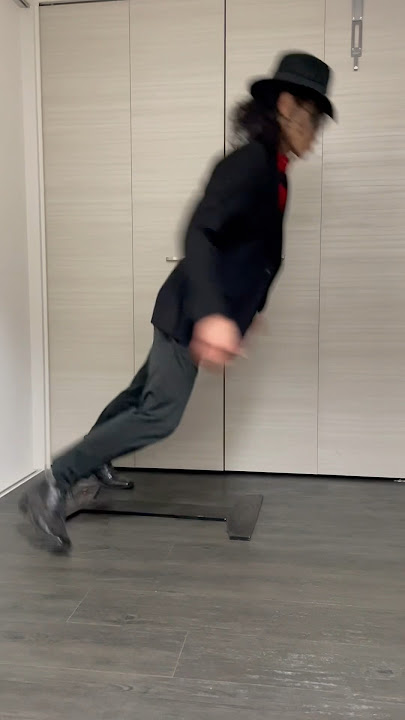 No Gravity 🕴🏿2️⃣. #michaeljackton #moonwalk #kingofpop #neverland #mj #michaeljackson