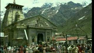 This video contains beautiful pictures of himalayas, kedarnath temple,
darshan kedarnath, gauri kund, alaknanda-bhagirathi-sangam,, haridwar,
rish...