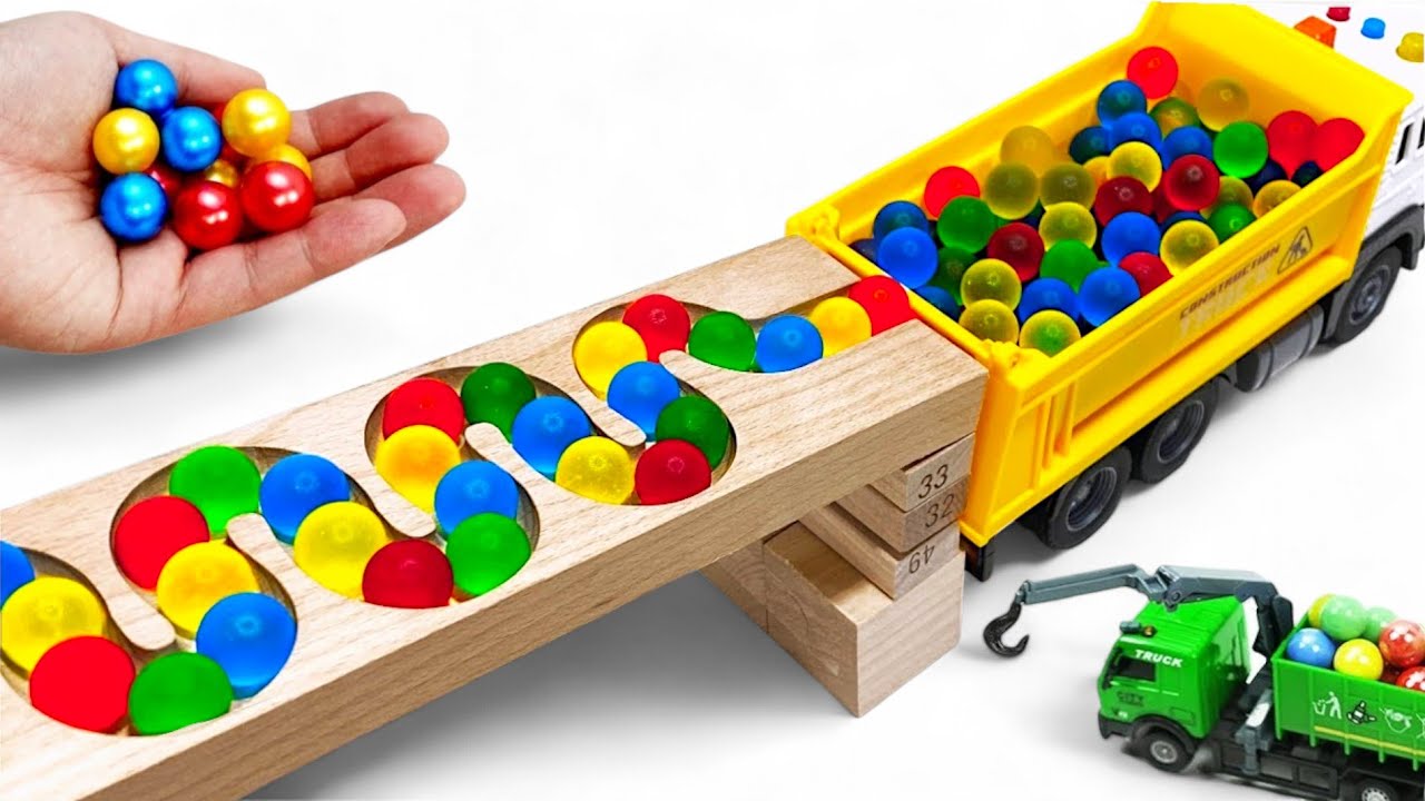 Marble Run Race ☆ HABA Slope &Retro Makita Truck, Excavator, Garbage Truck, Dump Truck,Ambulances#01