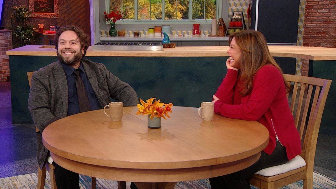 Fantastic Beasts Star Dan Fogler On Why Jude Law Is The Perfect Dumbledore | Rachael Ray Show