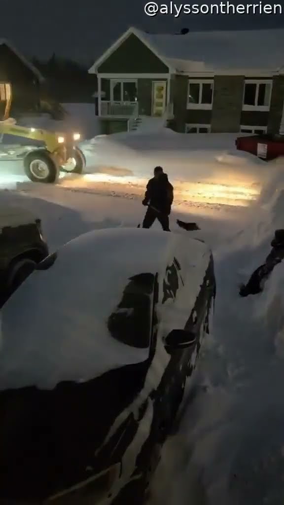 Don’t Clear Your Driveway Until The Plow Goes By || ViralHog
