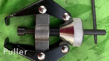 How to replace a broken rear wiper arm & blade of an Audi Q7 model 2006-2015