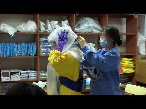 「怖い気持ちはある」 韓国のICUをBBCが取材、新型コロナウイルス