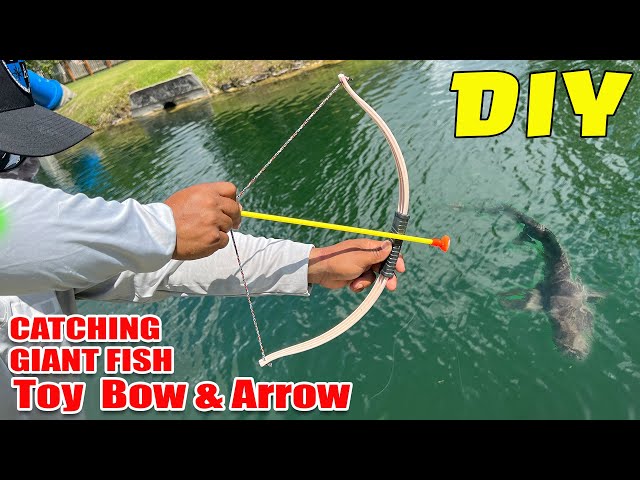 DIY Toy Bow and Arrow Fishing! GIANT FISH 