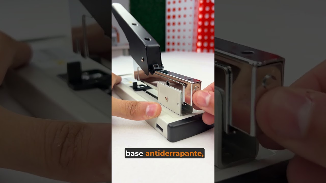Capa do vídeo Grampeador Profissional 100 Folhas GW390