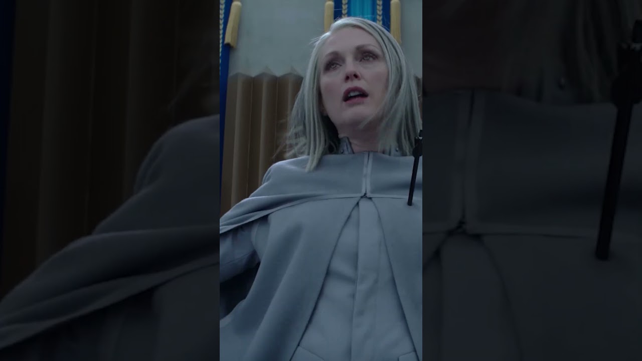 Katniss ALWAYS Knows Where To Aim #mockingjaypart2