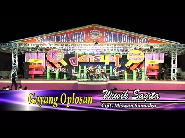 Wiwik Sagita - Goyang Oplosan [Official Video Live] class=