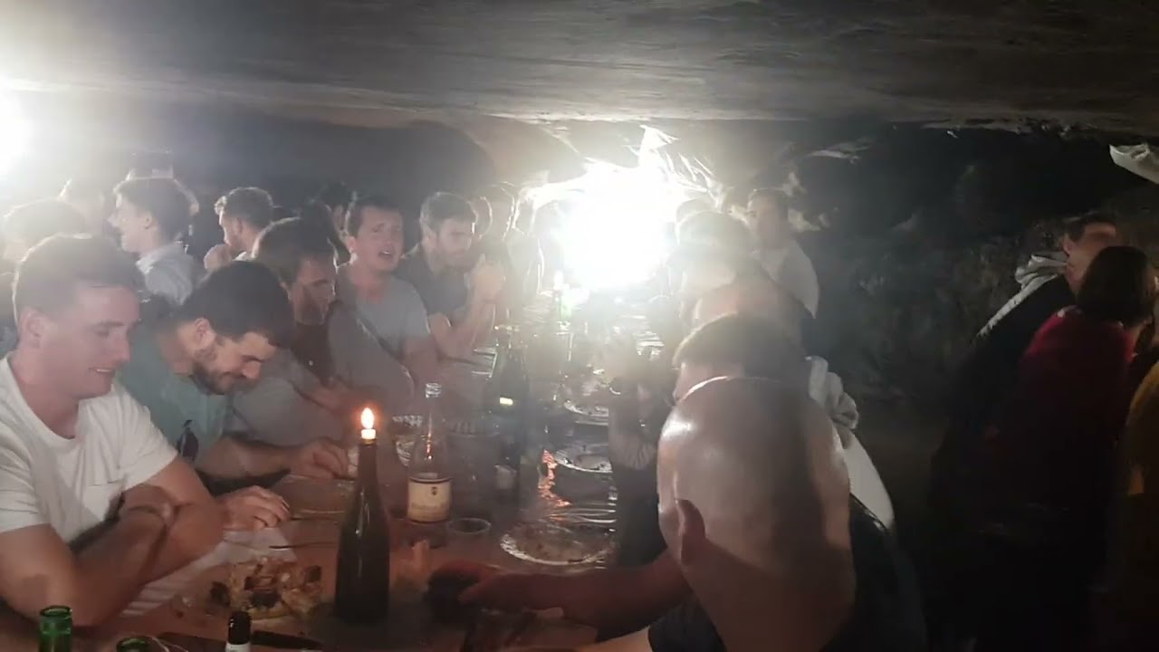 Kantu bazkaria - Berçaits anaiak, Bostaxola, Botakantu, Brililiak, Oihukanta, Tarrapatakan - Halty