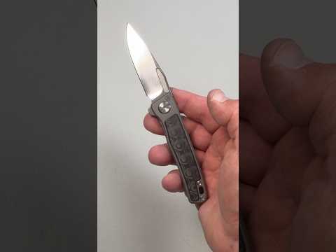A new Arno Bernard knife… a gentlemanly carry Rinkhels flipper ????♂️