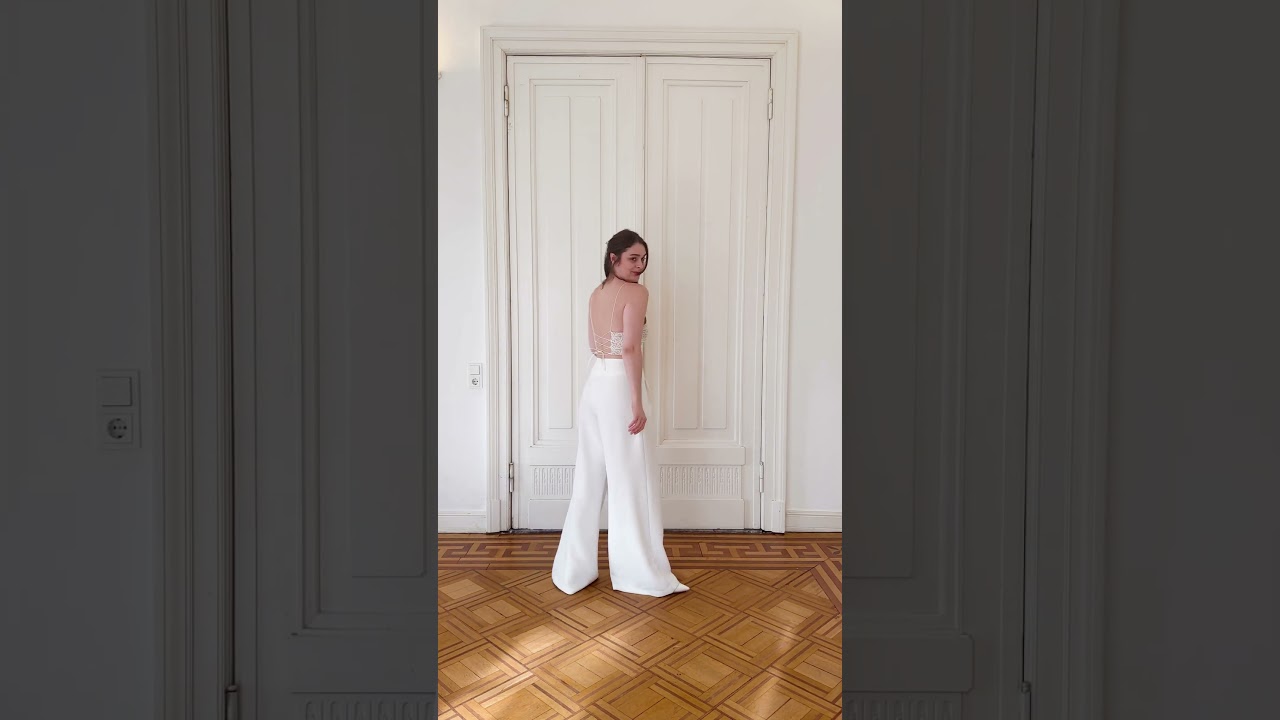 Lässige Standesamtoutfits mit weiter Brauthose, statt Prinzessinnentraum 