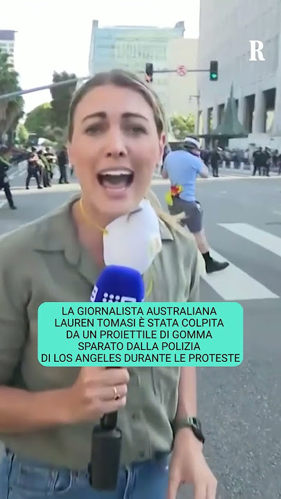 Giornalista colpita da un proiettile di gomma durante le proteste a Los Angeles