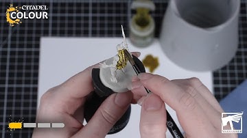 Painting Essentials: How to use Contrast Paints | Beginner | Warhammer