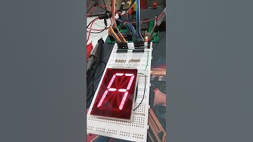 Teste da nova placa Z80 1990/2025 com display de 16 segmentos. 😉