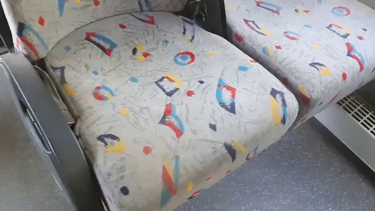 Химчистка салона автобуса с Karcher puzzi. Готовлю автобус в рейс после ...