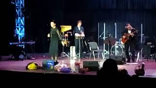 Елена Ваенга на концерте Алёны Петровской в "Колизее" 21.04.2018