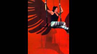 Trapeze: advanced beginner routine