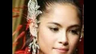 Mariana Renata, the pretty model..