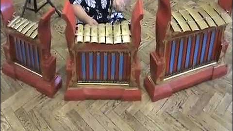 Indonesian_Gamelan_Getting_Started_with_Andy_Gleadhill.m4v