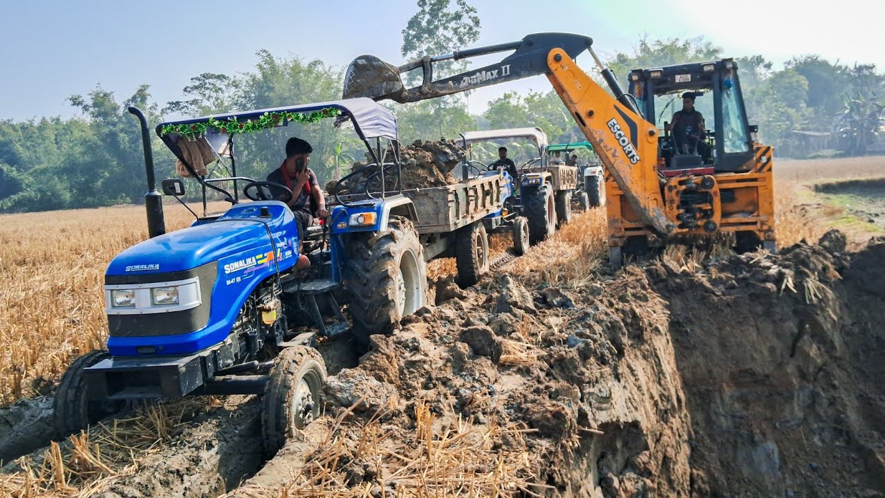 Sonalika Tractor Mahindra Tractor New Holland Tractor Mud Loading Working | Tractor video