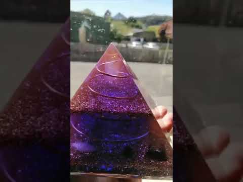 Unboxing orgone pyramids