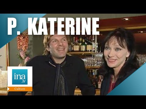 Anna Karina et Philippe Katerine sur scène | Archive INA