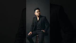 Duduk Di Kursi Trend