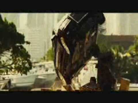 Transporter 2 review clip 3 car bomb