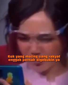 story wa RINA NOSE - MALING AYAM DIGEBUKIN,KOK MALING UANG RAKYAT GAK DIGEBUKIN