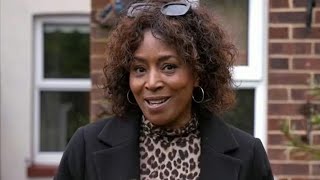 Homes Under The Hammer Jacqui Joseph's life   Hollywood star brother to tragic loss Information