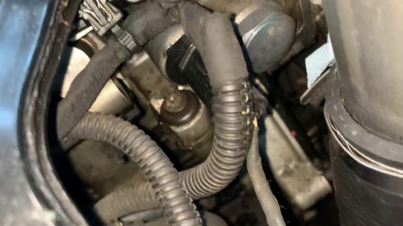 R56 tik/rattle YouTube