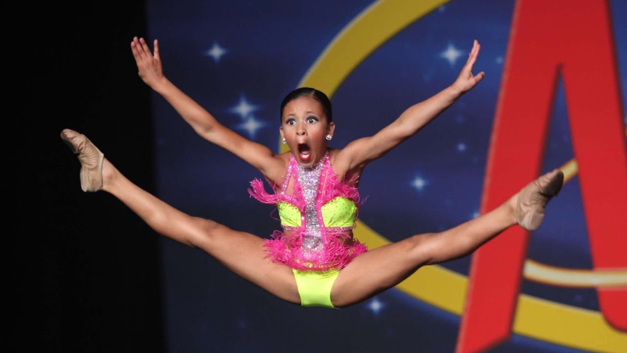 Julia Bailey - Proud Mary