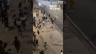 Violencia en #Cuba: pelea a machetazos en el malecón de La Habana #shorts