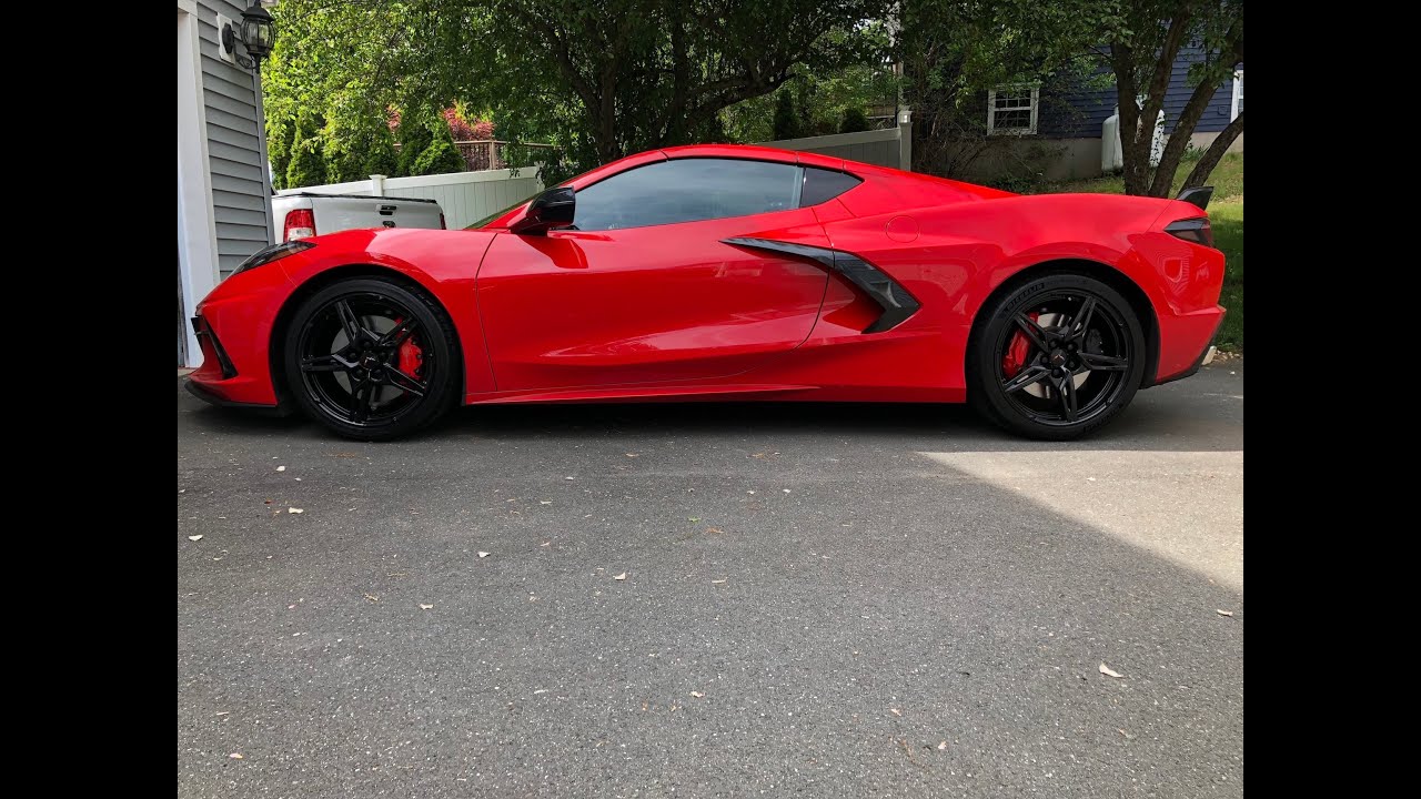 C8 Corvette wheel change