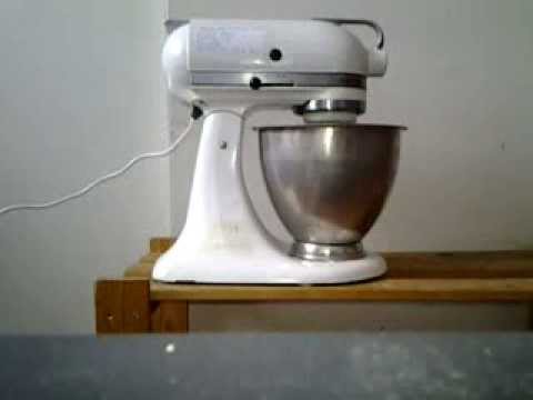 Vtg 1963 KITCHENAID STAND MIXER 4-C w/Beehive Glass Bowl USA Hobart SEE  VIDEO!