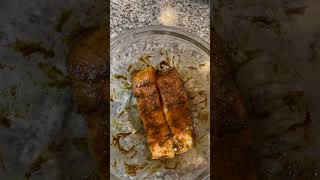 Make Dinner With Me. Jerk Salmon and Veggies dinner salmon veggies makedinnerwithme easyrecipe
