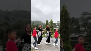 Smarika, Samarika , Jivin, Jivis Short Video Samarika Dhakal Short Lovers.