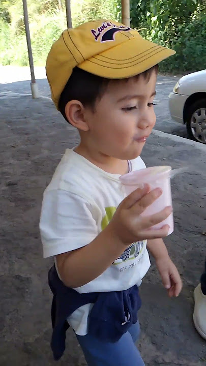 Ni me topa!!! 🙃 #son #hijos #yogurt #familia #boys #niños #funny #papaehijo