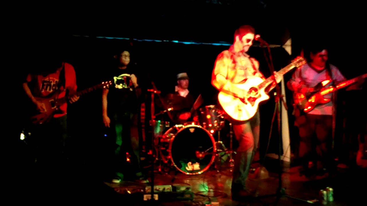 Guarda Check In the Dark - Forever Sometimes su YouTube Guarda Check In the Dark - Forever Sometimes su YouTube