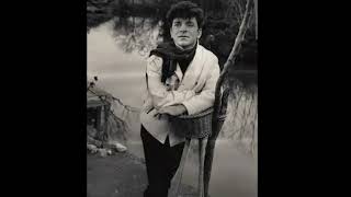 Zeki Müren - Seni Sesini Gözlerinin Rengini