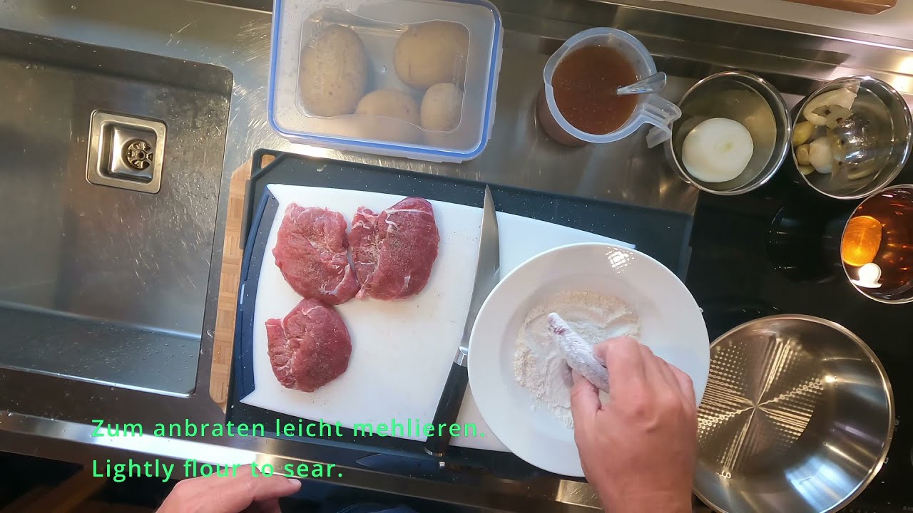 ⁣Cooking on board on a Catamaran / Kochen an Bord eines Katamarans