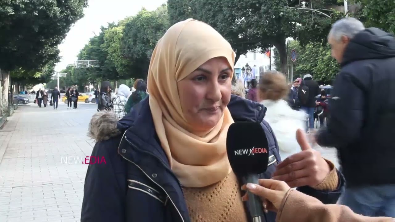 " عندي شياح في الرواوري "  نجري على شهرية بدون جدوى .. تشمتو فيا وسمعوني الكلام " 😔​🇹🇳